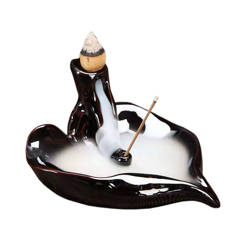 Ebony Lotus backflow incense burner - Leaf design