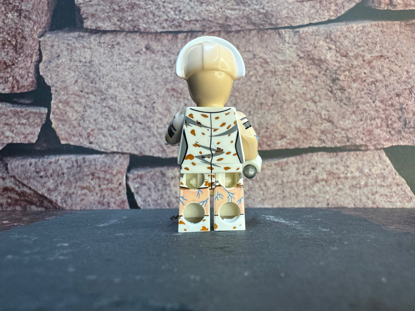 Notal'Ego Minifigure ZOMBIE GHOULS - NURSE NANCY