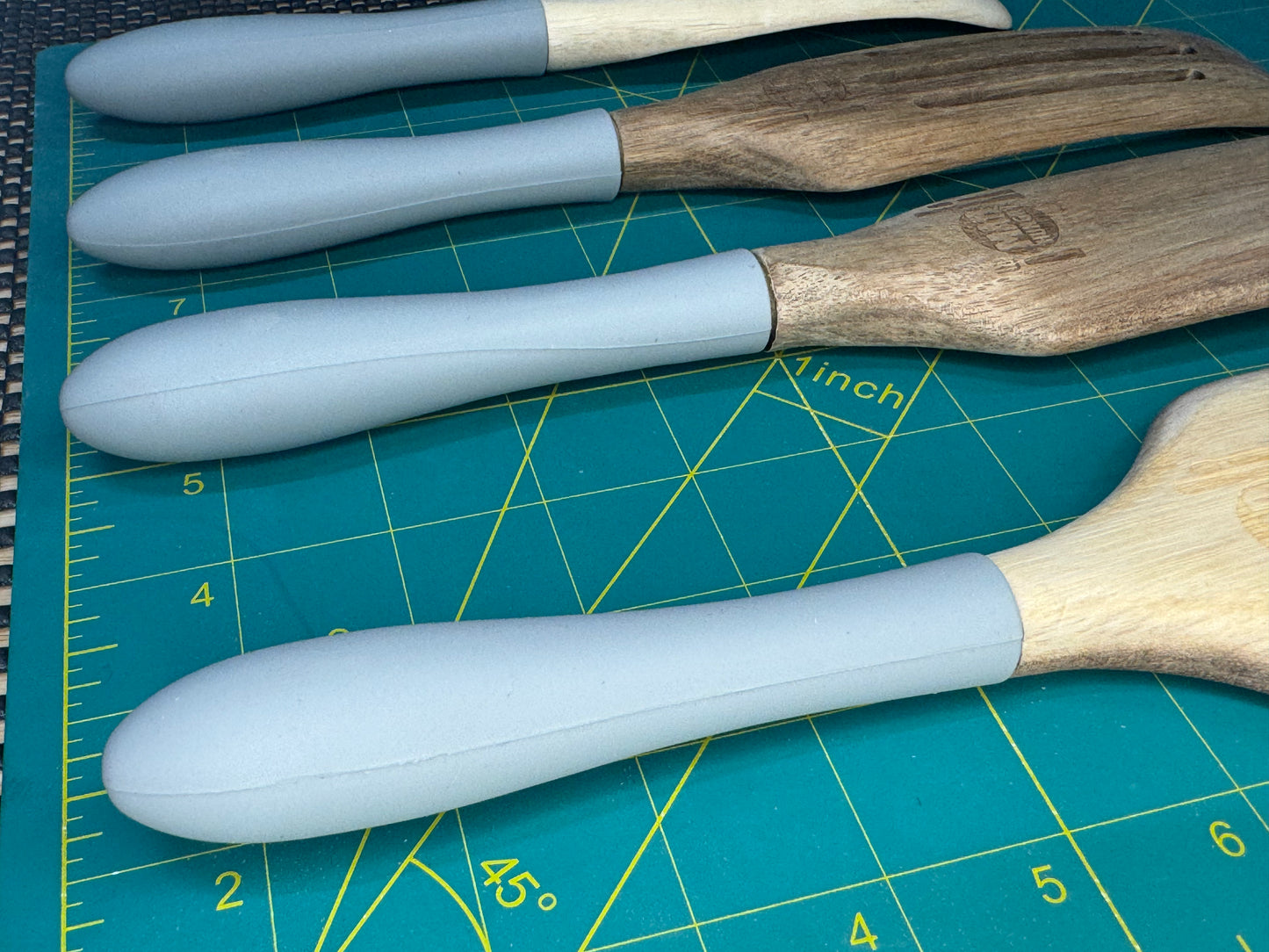 Mad Hungry® 4-Piece Acacia Wood Spurtle Set w/Gray Silicone Comfort Grip Handles